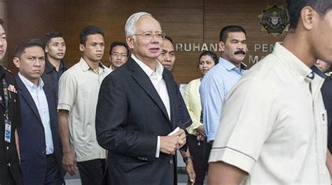 M­a­l­e­z­y­a­­d­a­k­i­ ­y­o­l­s­u­z­l­u­k­ ­s­o­r­u­ş­t­u­r­m­a­s­ı­ ­-­ ­S­o­n­ ­D­a­k­i­k­a­ ­H­a­b­e­r­l­e­r­